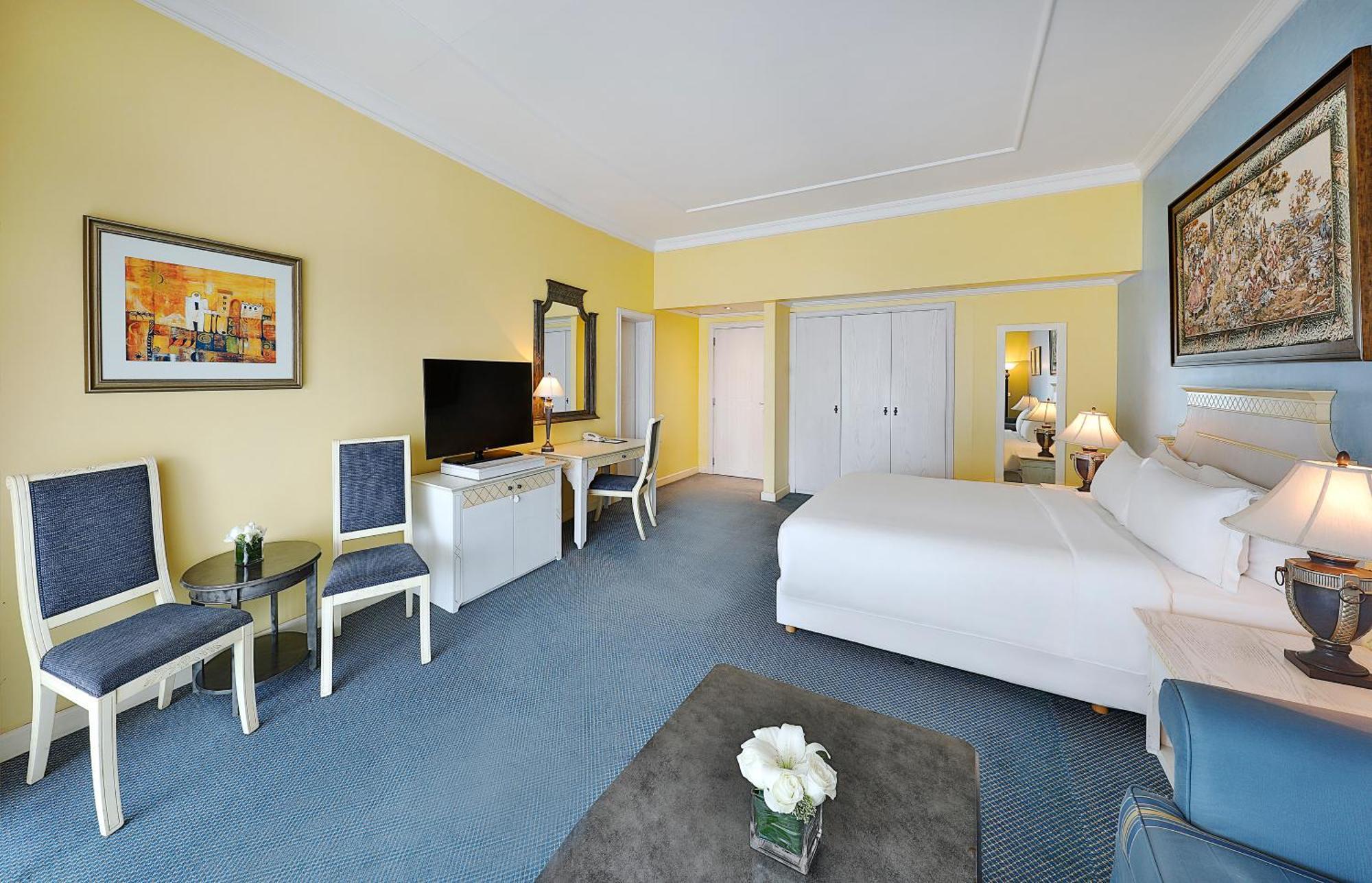 Al Habtoor Grand Beirut Hotell Eksteriør bilde
